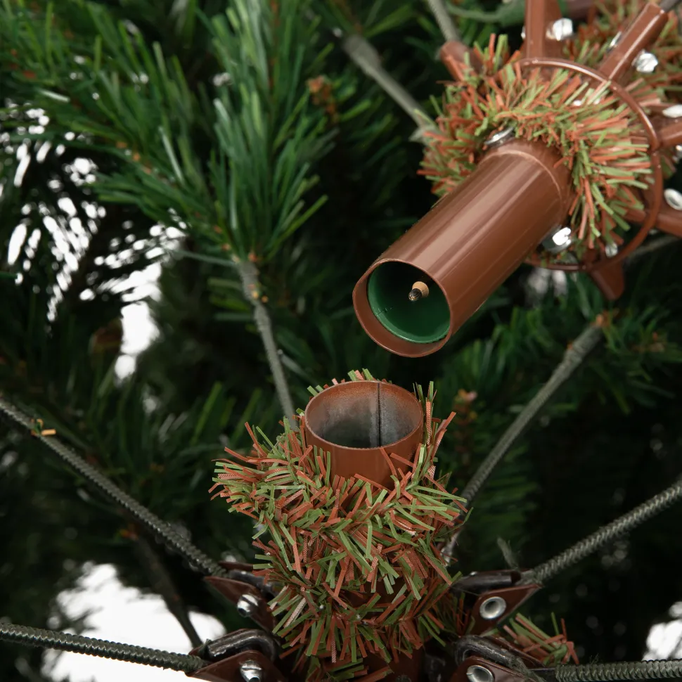 7′ Carolina Pine Tree